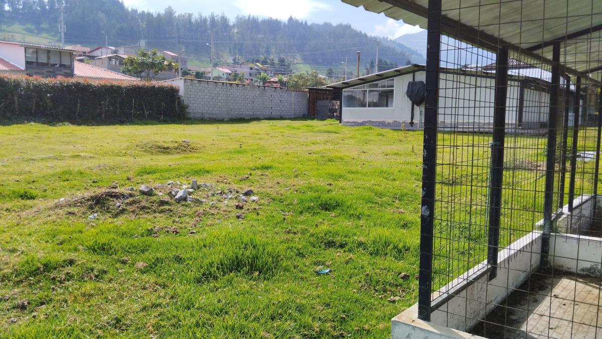 Re/max Futuro Vende Terreno Urbano en Nono 1800 m², Construcciones 445 m², Predio — imagen 7
