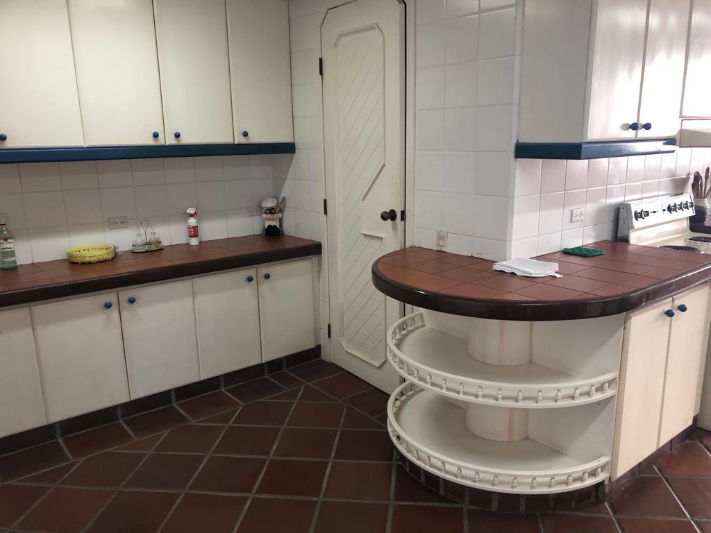 Vendo Departamento Al Pie del Mar en Chipipe Ecuador — imagen 4