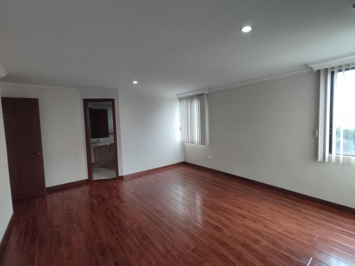 C/ El Bosque, Departamento de 135 m² en Venta, La Mejor Vista de La Ciudad — imagen 4