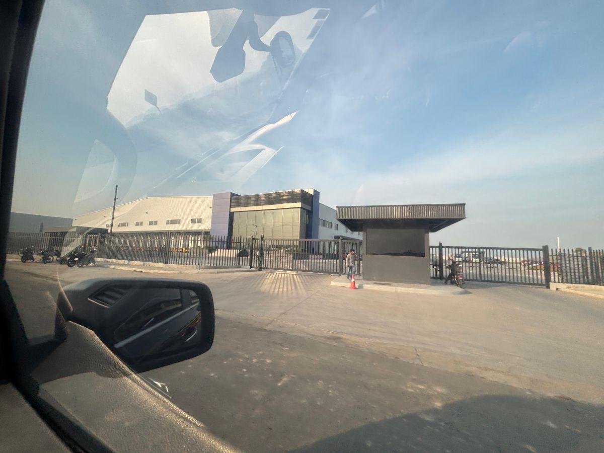 Vendo Terreno Industrial - Comercial en Samborondón, en Centro Empresarial E Industrial, Guayas — imagen 4