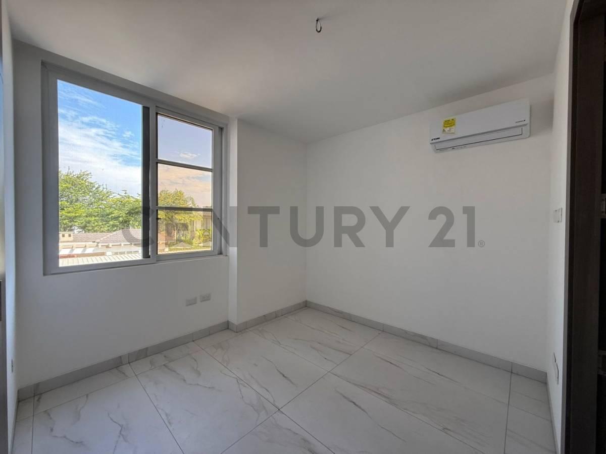 Departamento en Venta en Urbanización Vista Lagos, Isla Mocoli, Guayas — imagen 3