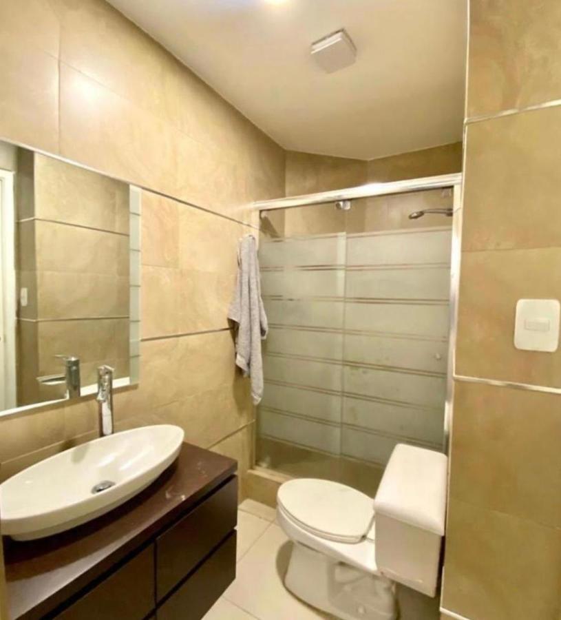 Samborondon Km 4 Departamento Planta Baja Vista Al Rio en Venta, Guayas — imagen 3