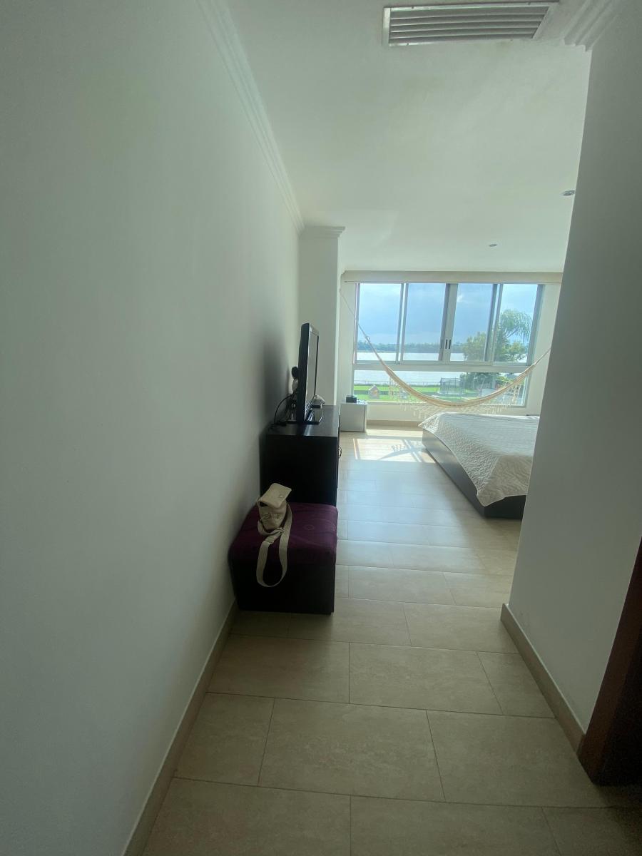 Vendo Departamento con Vista Al Río Samborondon, Guayas — imagen 5
