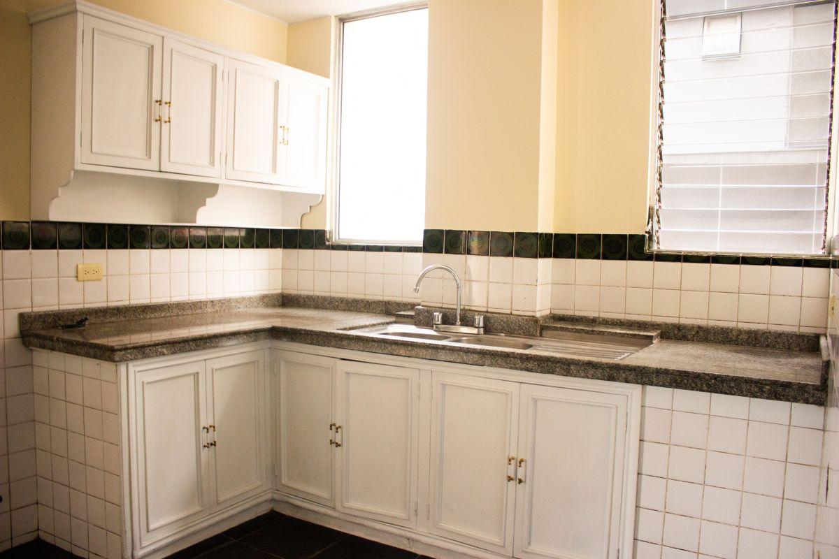 Venta Departamento Duplex - Sector La Carolina - Ubicación Privilegiada — imagen 5