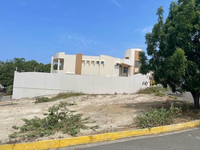 Lote de Terreno en Venta en La Urbanizacion Lomas de Barbasquillo, Manabí — imagen 3