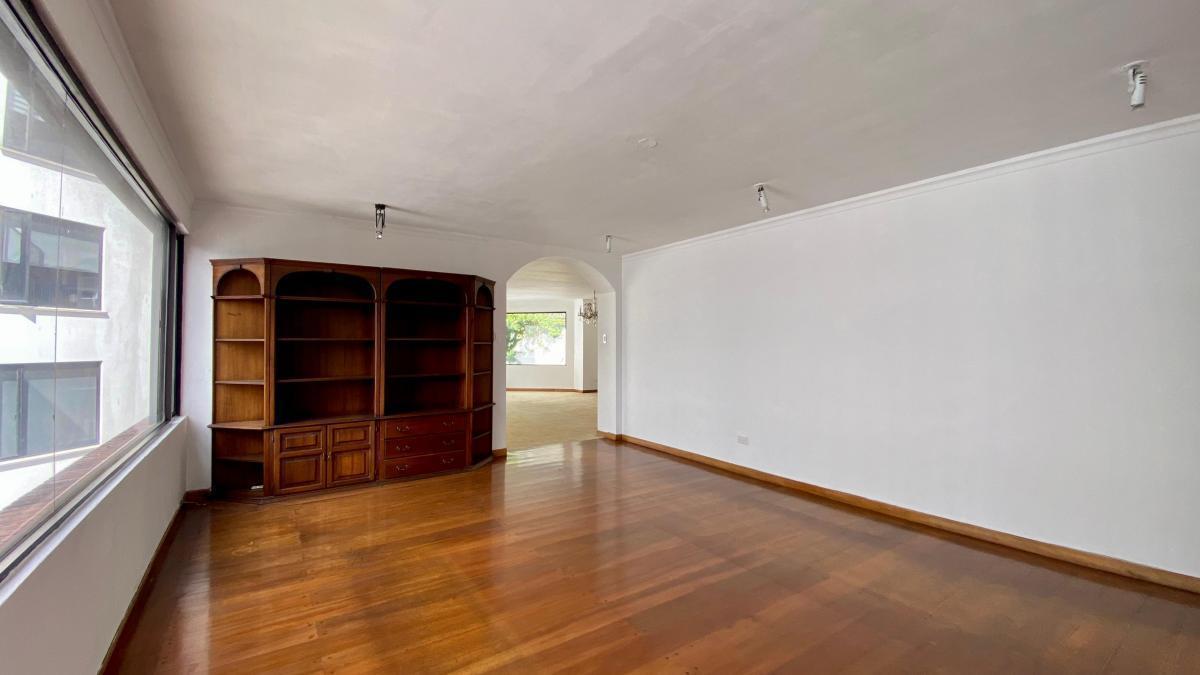 Vendo Departamento 3d. en El Quito Tenis (Espectacular Precio) — imagen 5