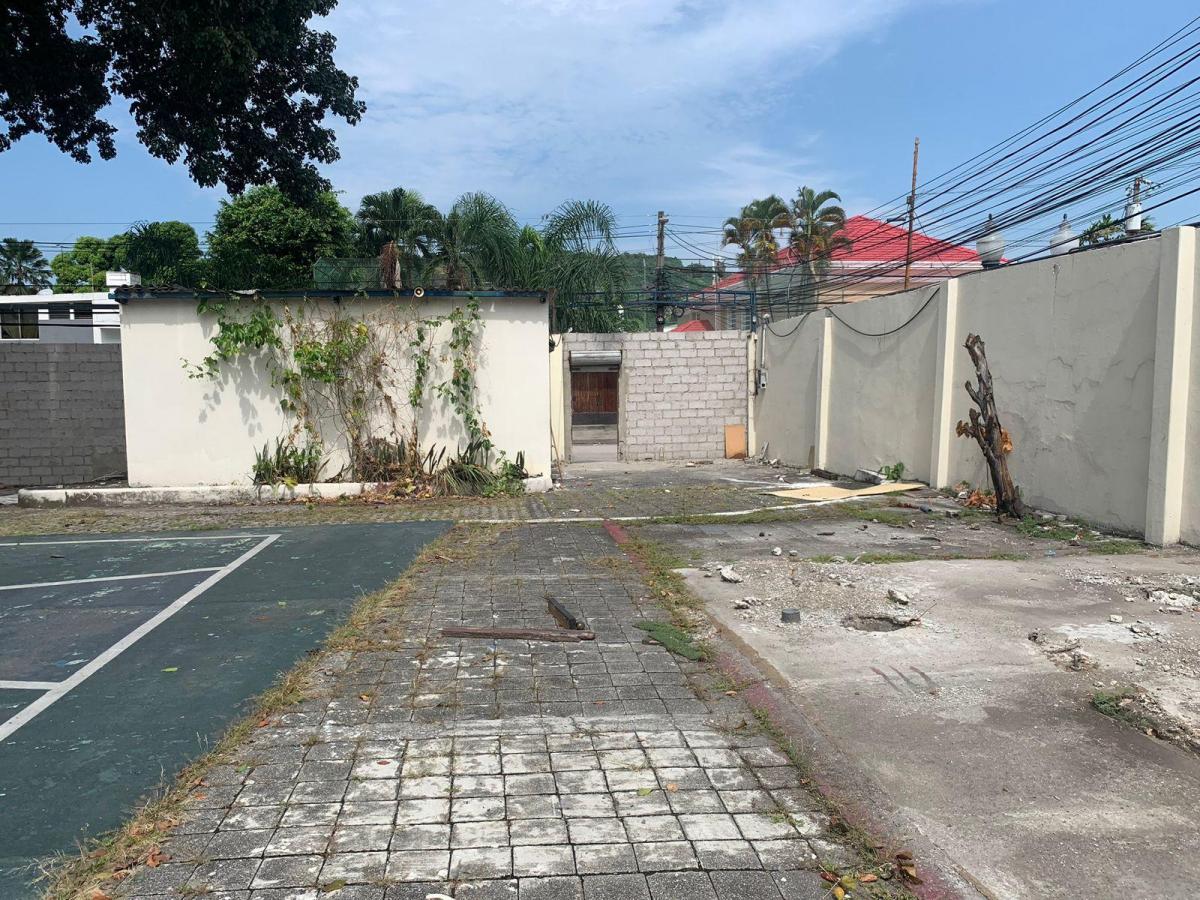 Venta de Terreno en Urdesa Central (A. Q), Guayas — imagen 5