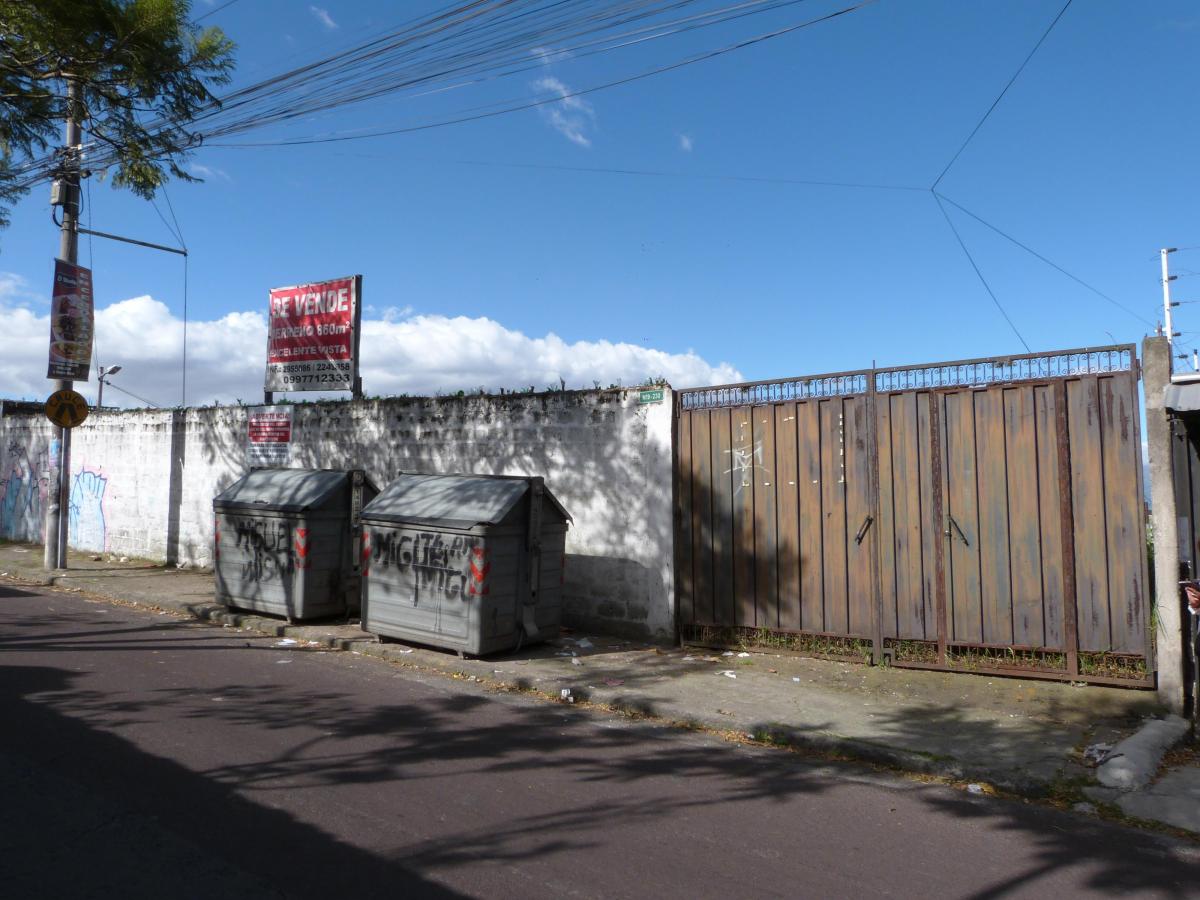 Terreno de Venta Sector Univer. Central, Piscina Miraflores Inclinacion — imagen 3
