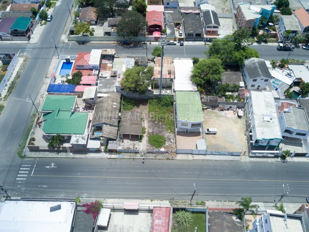 Terreno a 2 Cuadras de La Playa de San Lorenzo en Venta — imagen 4