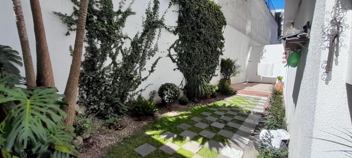 Suite en Venta con Amplio Patio en El Sector de La Coruña. Provincia de Pichincha — imagen 3