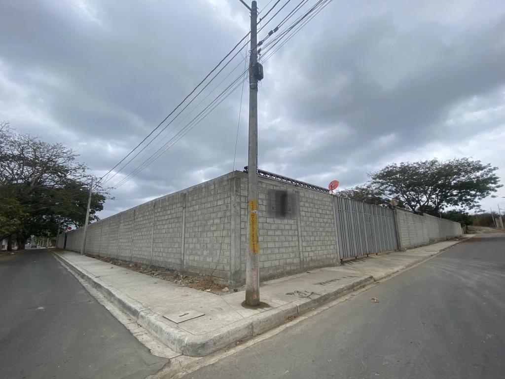 Venta Terreno Industrial Residencial Comercial - Chongon, Guayas — imagen 3
