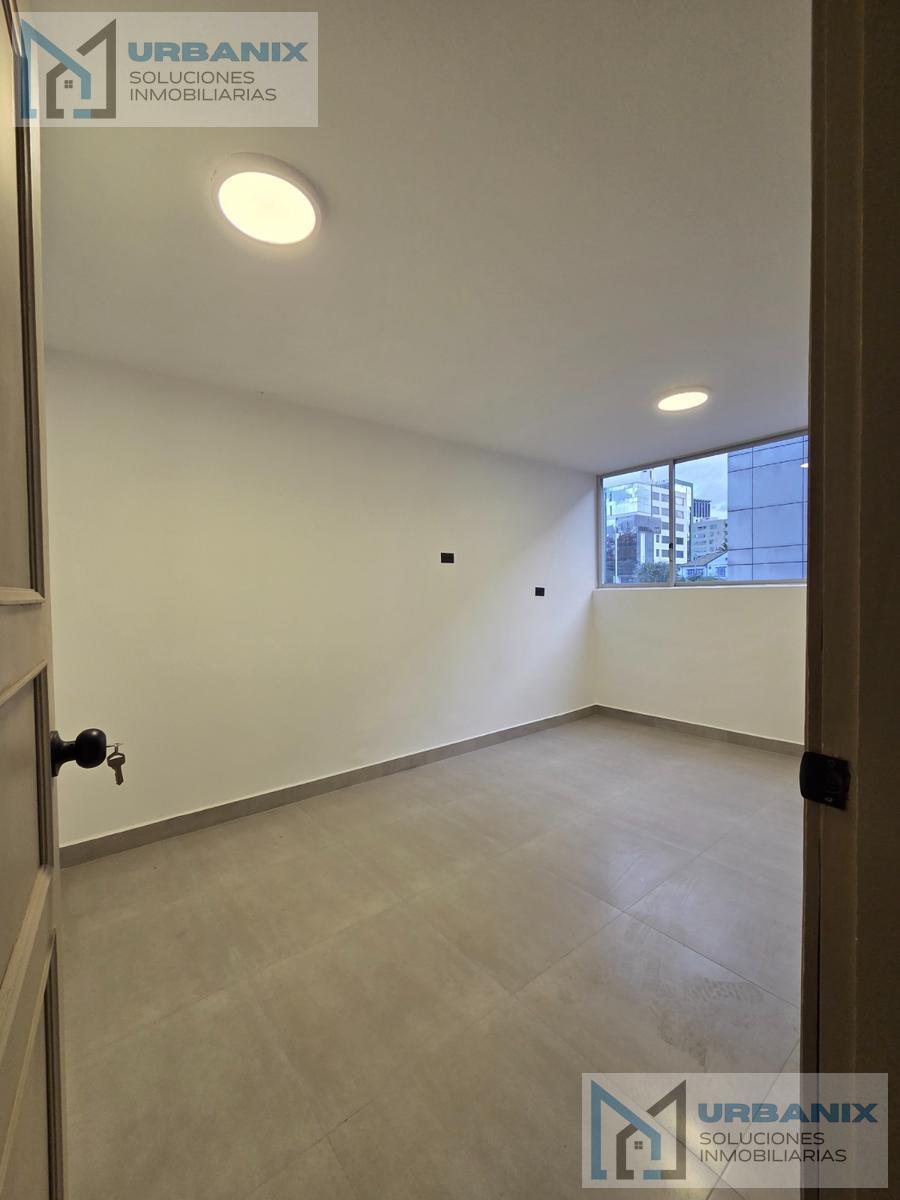 Departamento Colon y 6 de Diciembre - Remodelado — imagen 4