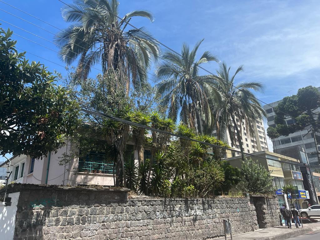 Terreno de Venta en La 6 de Diciembre, 1111 m² Casa de 1587 m² de Construcción, Sector Multicentro — imagen 4