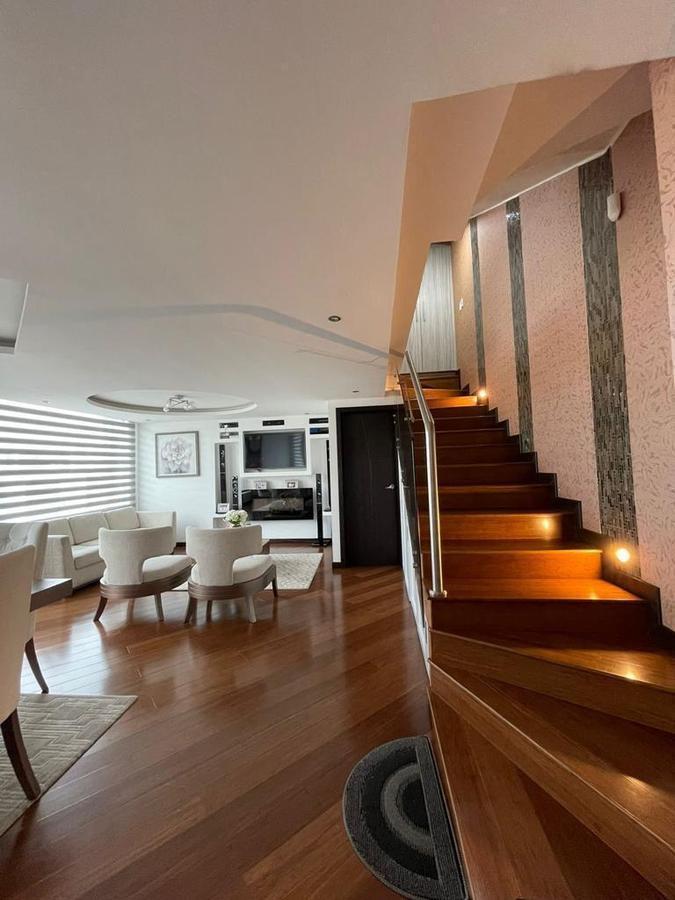 Vendo Departamente Duplex con Terraza Cubierta en Jardines de Amagasi 3 Habitaciones — imagen 5