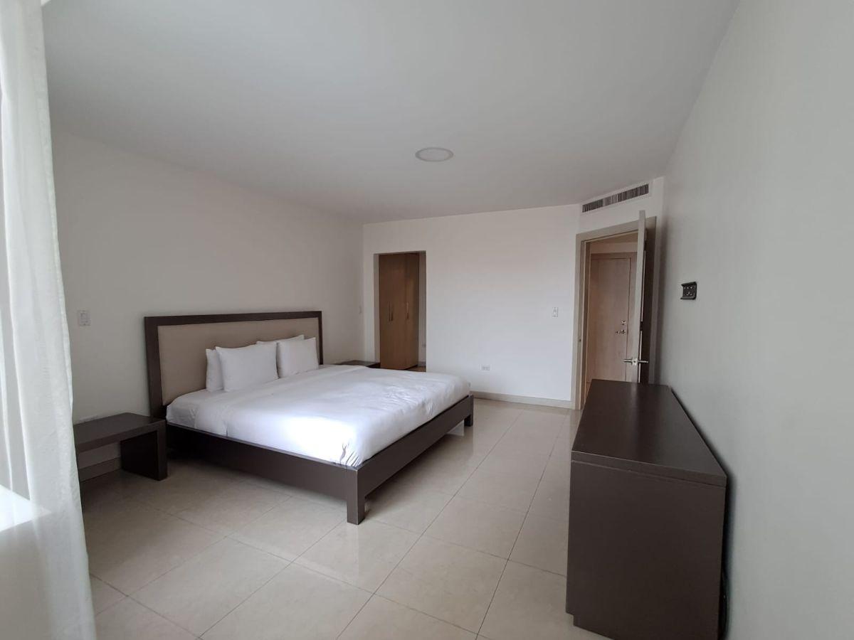 Exclusivo Dpto en Venta, Torre Colón 1, Guayas — imagen 3