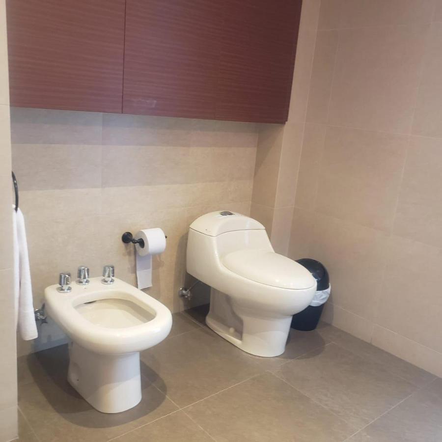 Vendo Linda Casa en Sector Comercial con Amplio Terreno en Cumbayá — imagen 5