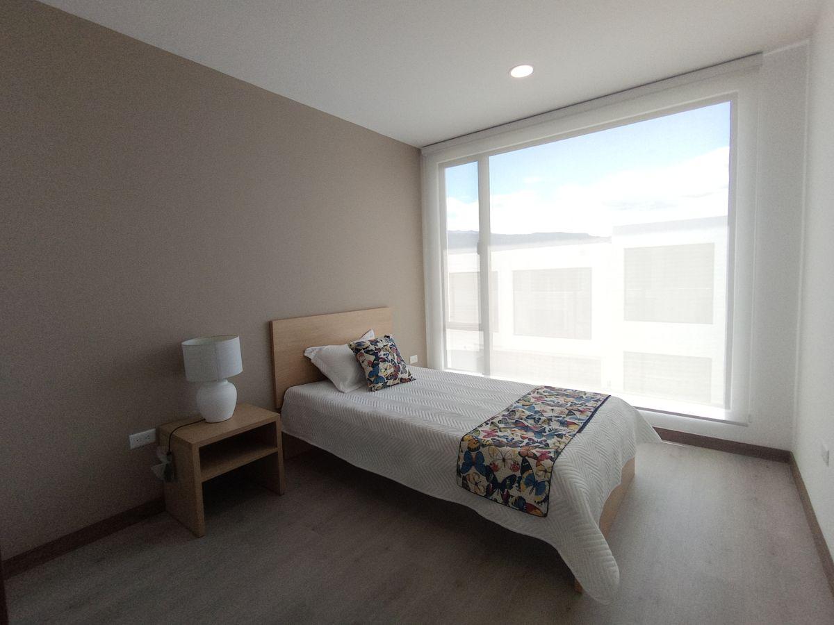 Casa de 3 Dorm. con Jardín Privado en Terralta, Tumbaco – Alta Gama — imagen 4