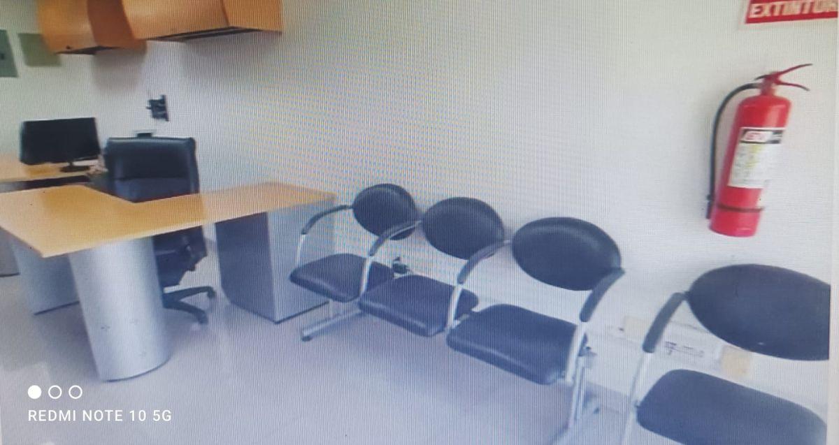 Venta Oficina Comercial en Romería Plaza Varios Ambientes, un Baño, Aire, Muebles, Precio Reajustado, Guayas — imagen 3