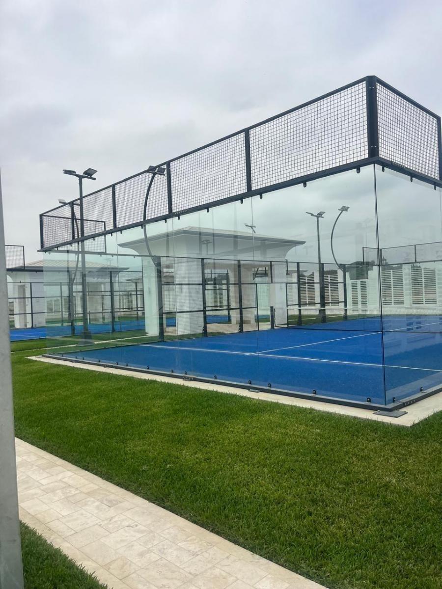 Samborondón Km 8 Urbanización Parques de Batan Terrenos Al Lago en Venta, Guayas — imagen 3