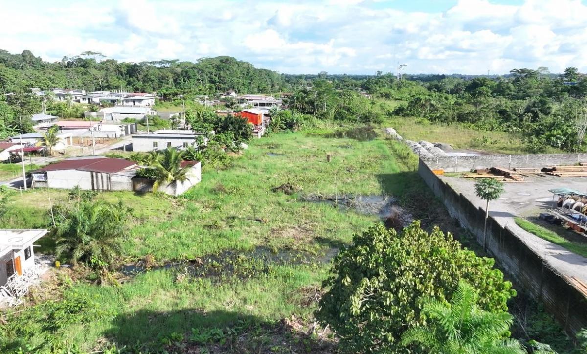 Terreno en Venta Lago Agrio - Nueva Loja Av Ecuador 45 Barrio Nueva Esperanza — imagen 3