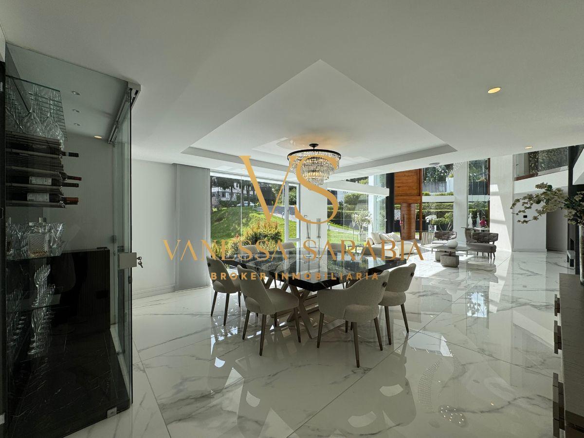 Vendo Casa Exclusiva en Iñaquito Alto, Ubicada Dentro de Urbanización Privada en Quito – Ecuador — imagen 3