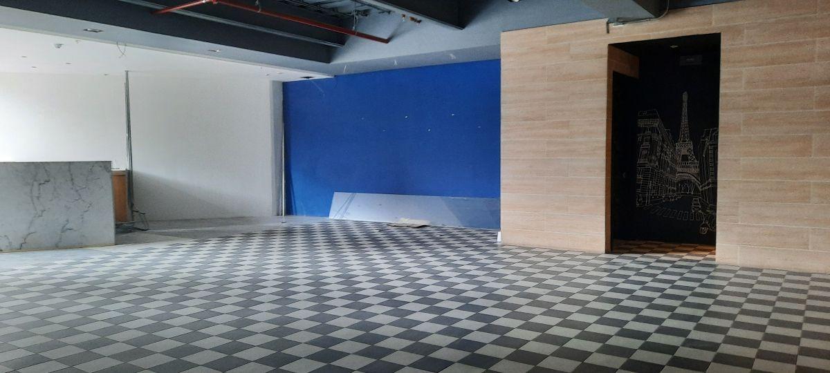 Vendo Local Comercial de 179 m en Av Gonzalez Suarez, Centro Norte de Quito — imagen 6