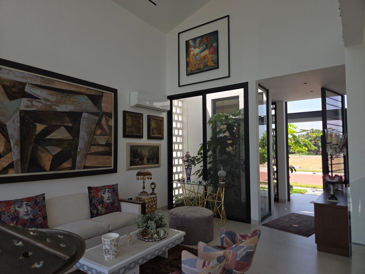 Hermosa y Moderna Casa de 3 Dorm. Doble Altura con Acabados de Lujo, Guayas — imagen 9