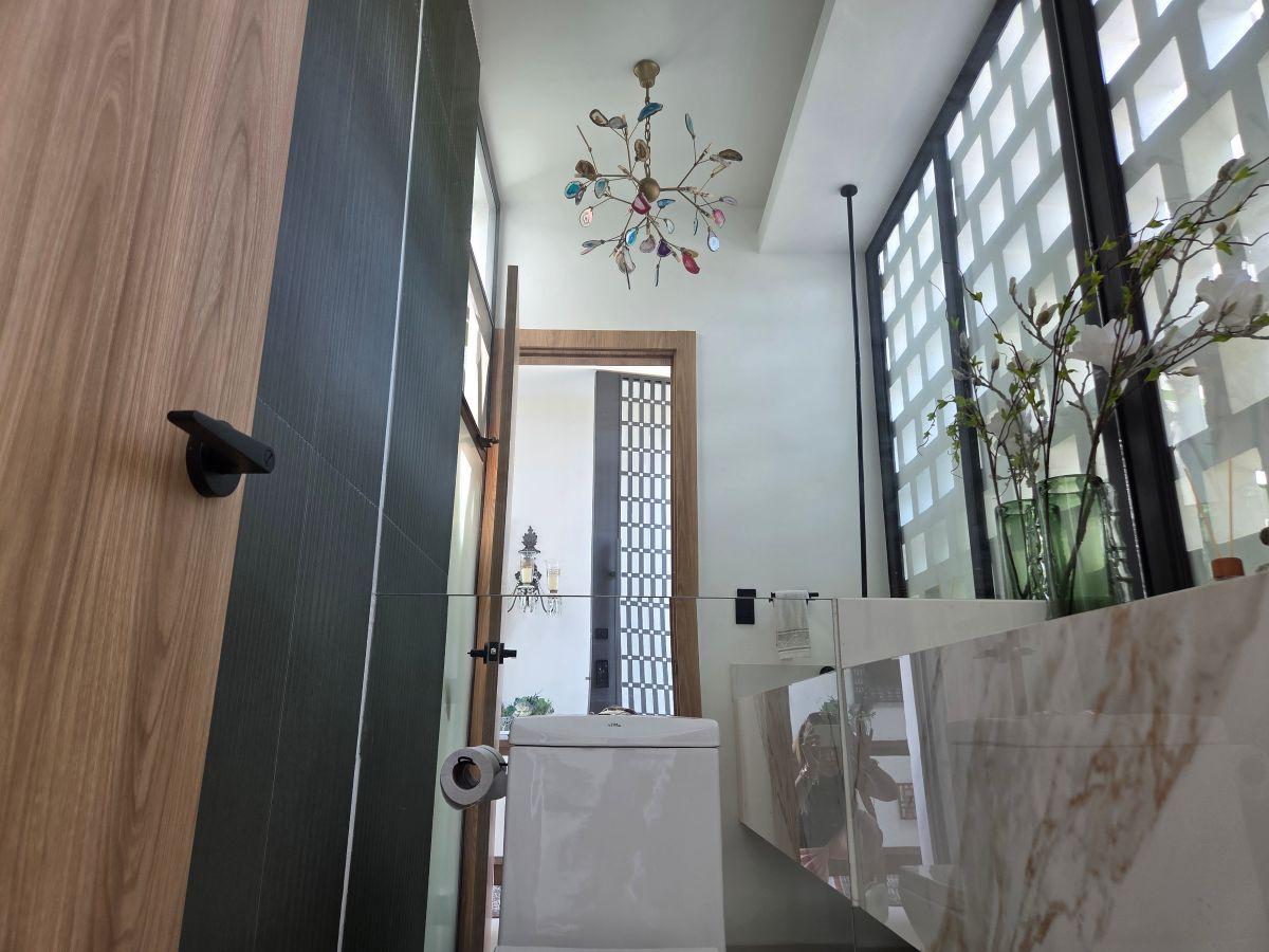 Hermosa y Moderna Casa de 3 Dorm. Doble Altura con Acabados de Lujo, Guayas — imagen 7