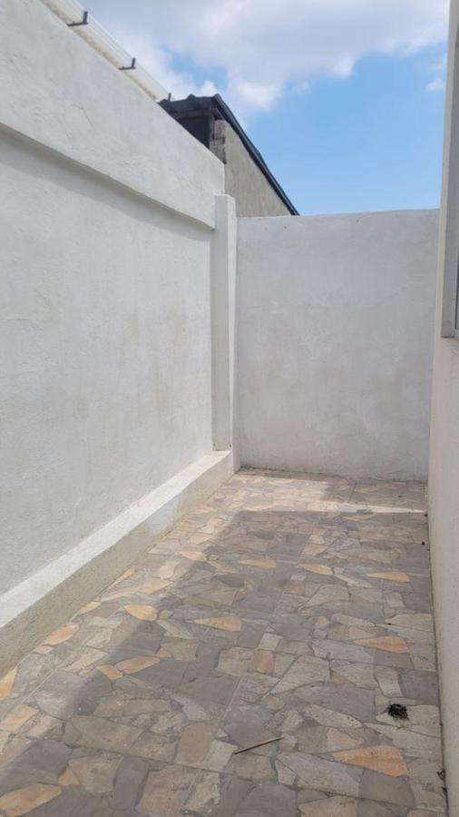 En Venta Linda Casa de Una Planta Ubicada en Paseo del Sol 1, Sin Hipoteca, Libre de Gravámenes. Guayas — imagen 9