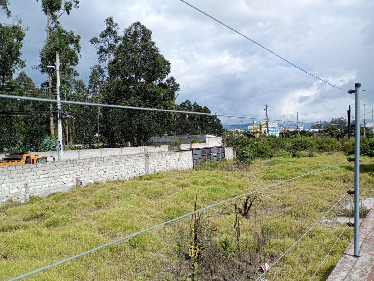 Terreno Comercial de 1900 m² en Venta en Calderón, Calle Los Pinos y Panamaricana Norte — imagen 5