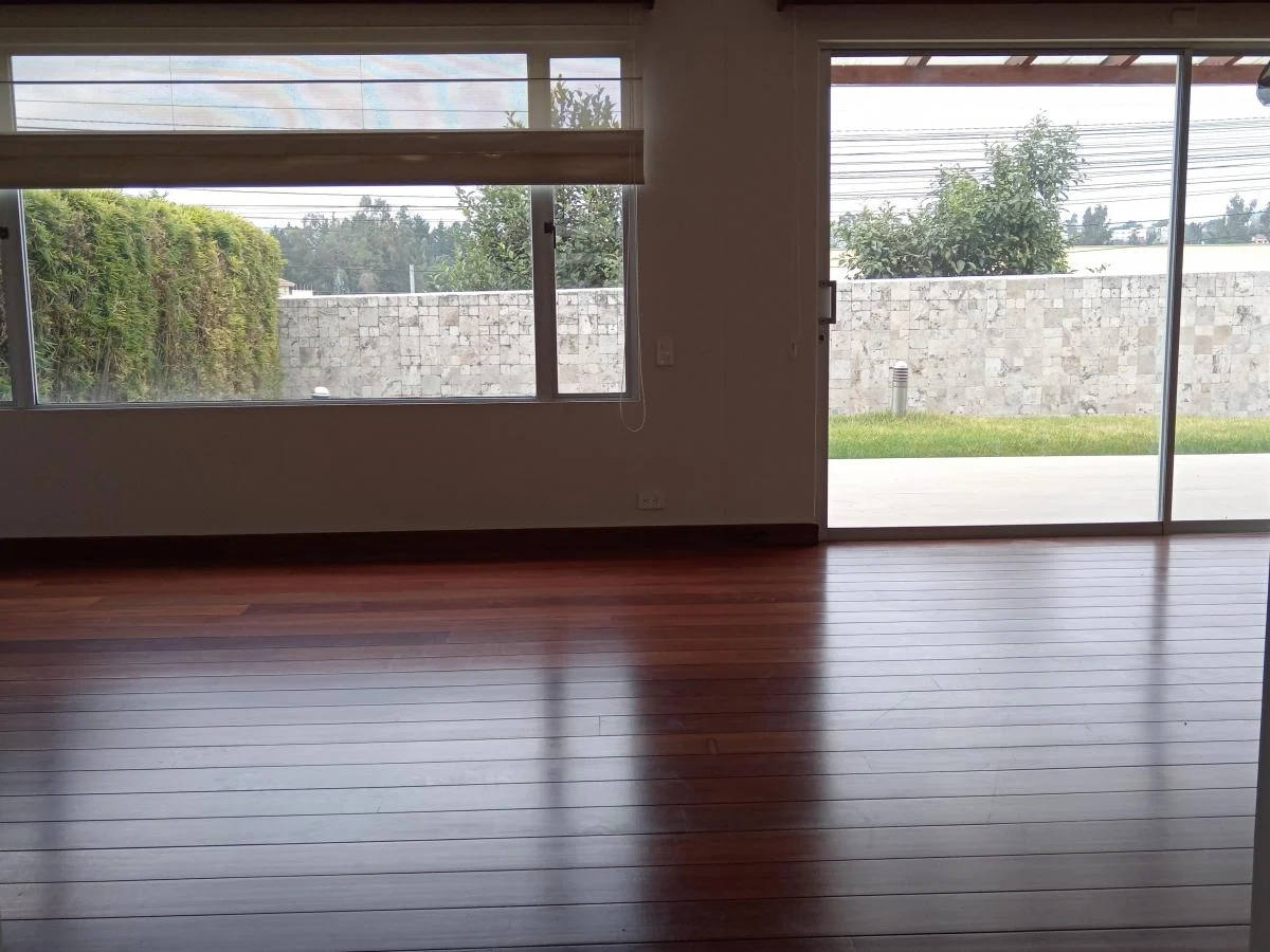 Cumbaya, El Potrero, Se Vende Casa — imagen 8