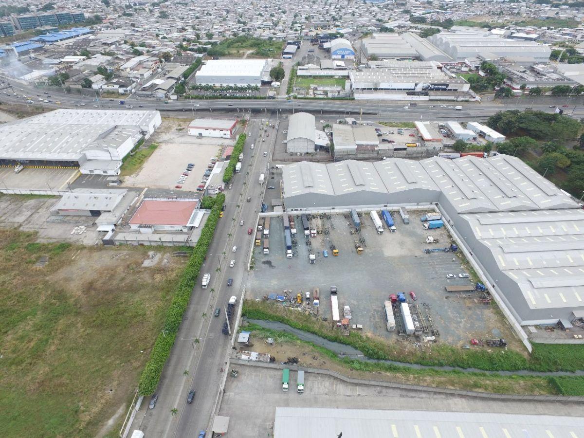 Terreno Exclusivo Industrial en Venta en El Km 8 Vía a Daule, Guayas — imagen 10