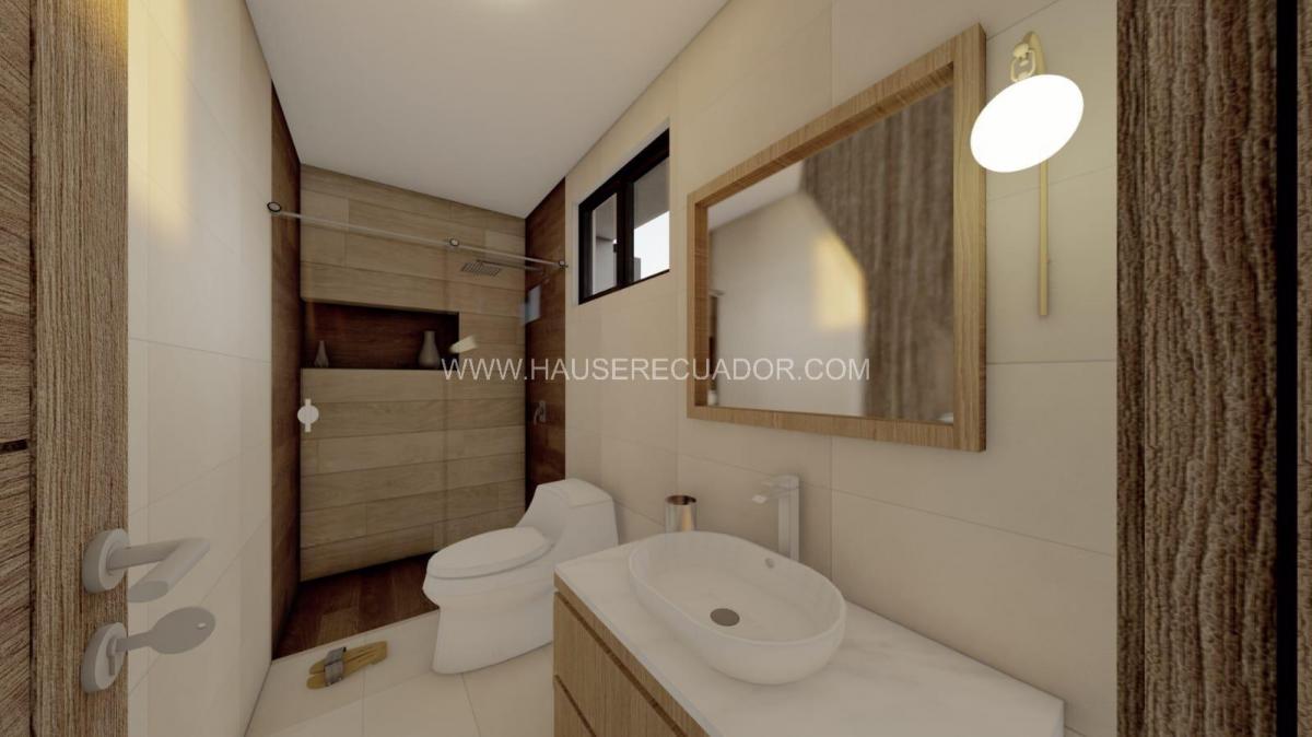 Casa de Venta en Conocoto con 3 Parqueaderos Amplio Terreno de 206 m² — imagen 6