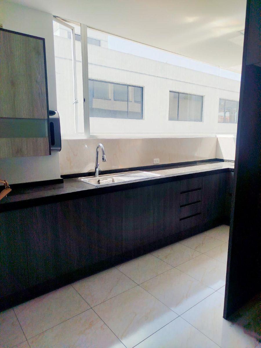 Departamento de 127 m² con 2 Dorm. en Venta en Quito Tenis — imagen 9