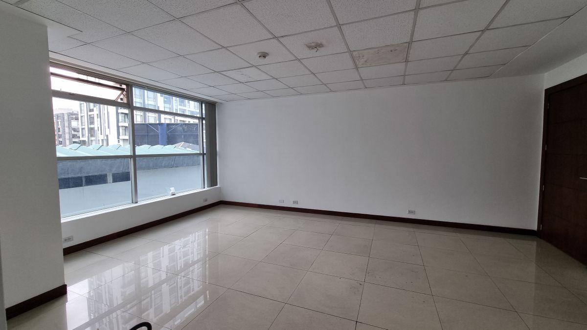 Eno - Oficina Comercial de 38.90 m² en Venta en Centro Norte, Carolina. Provincia de Pichincha — imagen 10