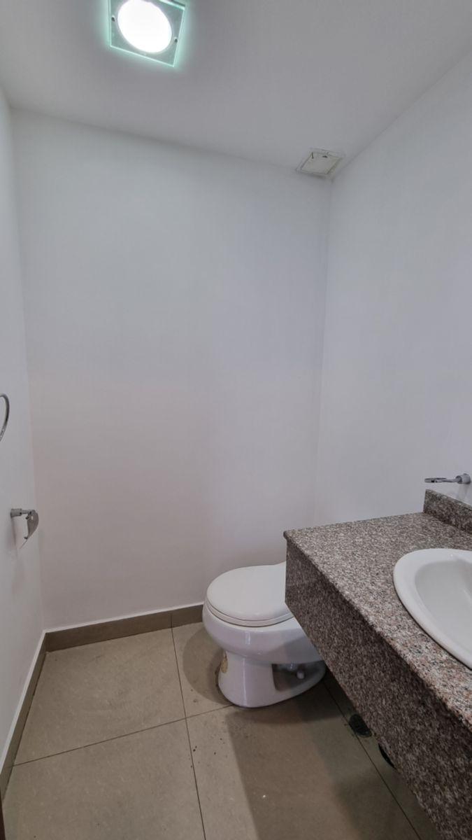 Eno - Oficina Comercial de 38.90 m² en Venta en Centro Norte, Carolina. Provincia de Pichincha — imagen 6