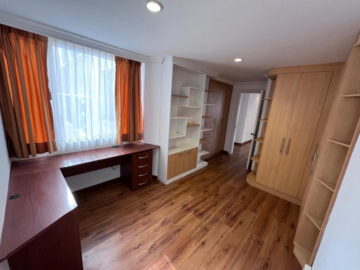 Departamento de 3 Dorm. en Venta, Urbanización Jardines de Amagasí, Sector Solca — imagen 8