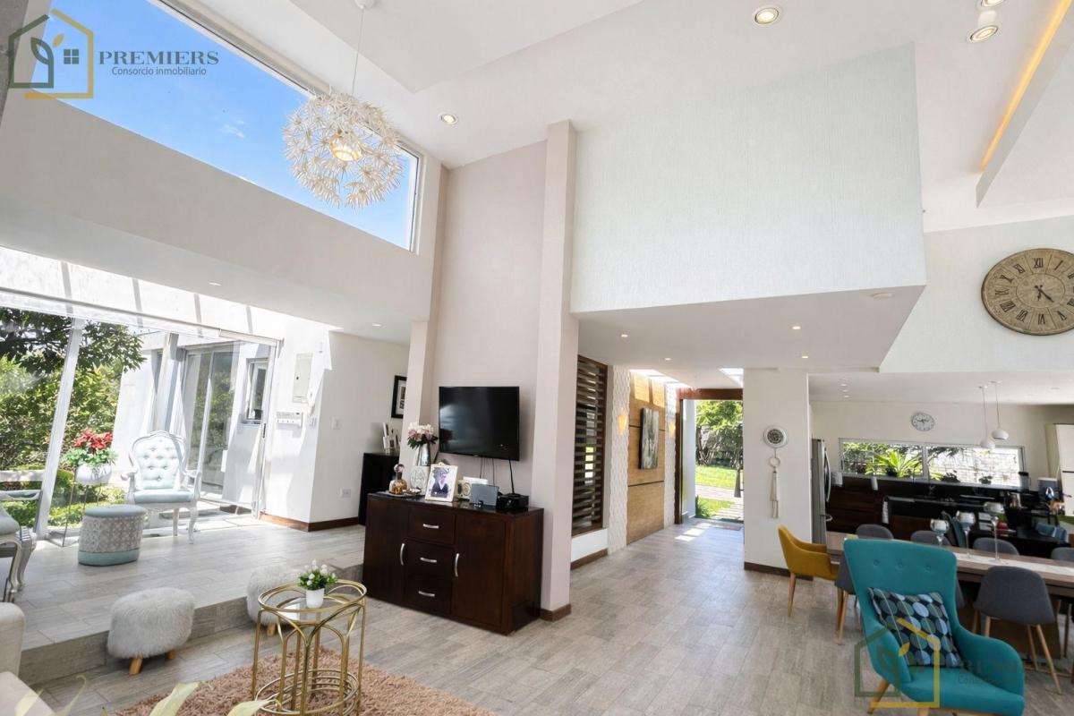 Venta Casa Una Planta Nayon — imagen 10