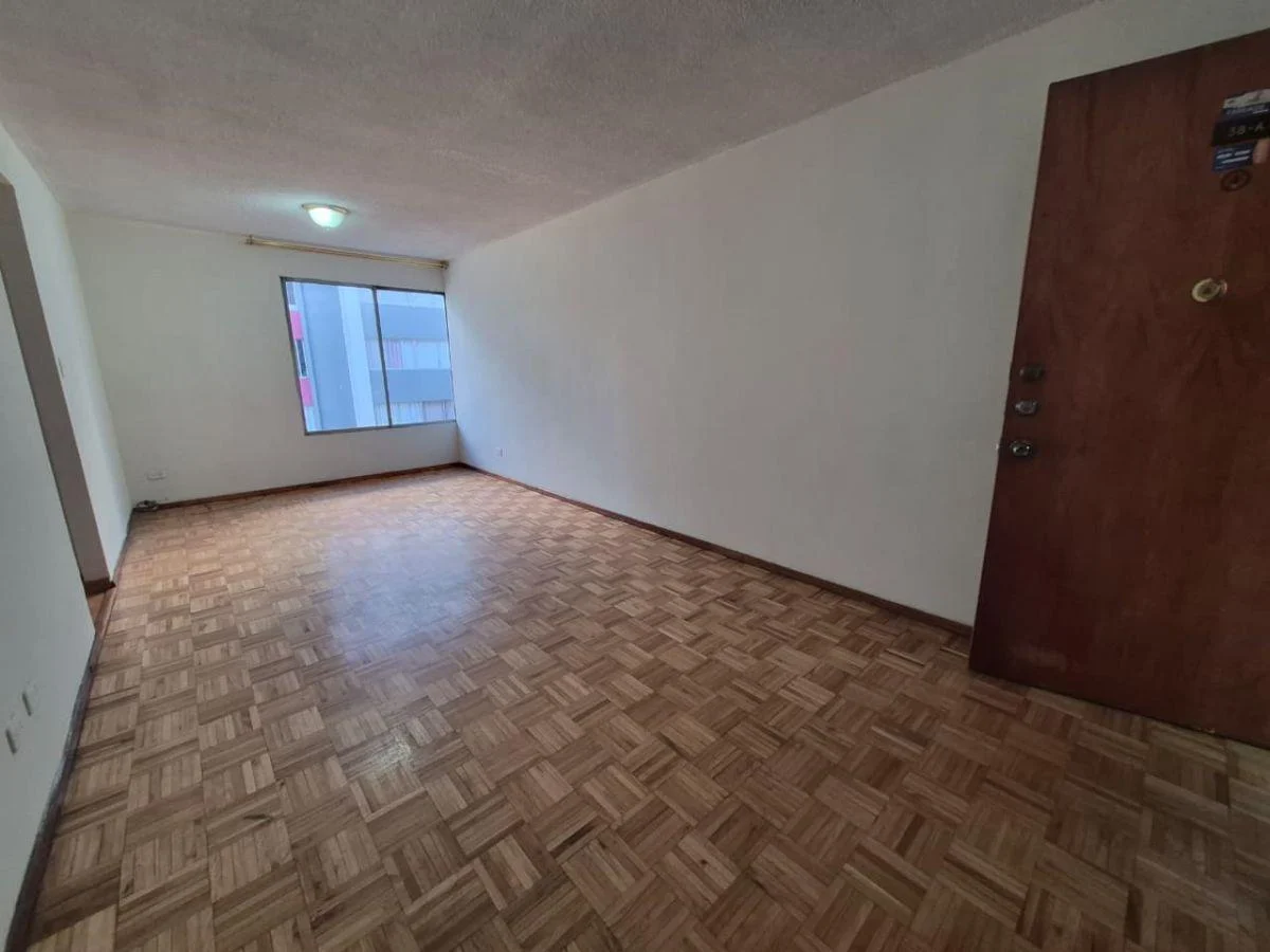 Departamento de 68 m² con 3 Dorm. en Venta en de Los Granados — imagen 3