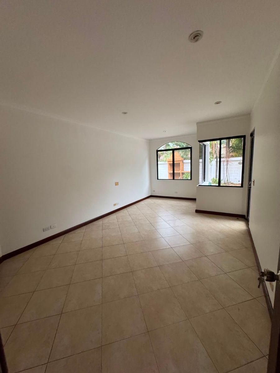 Casa de 600 m² con 4 Dorm. en Venta en Samborondón, Primeros Kilom, Guayas — imagen 9