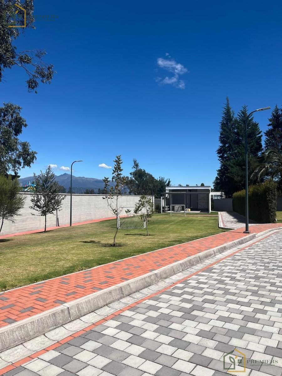 Terreno de Venta en Urb. Palmas del Prado, Puembo, Cerca Colegio Americano — imagen 4