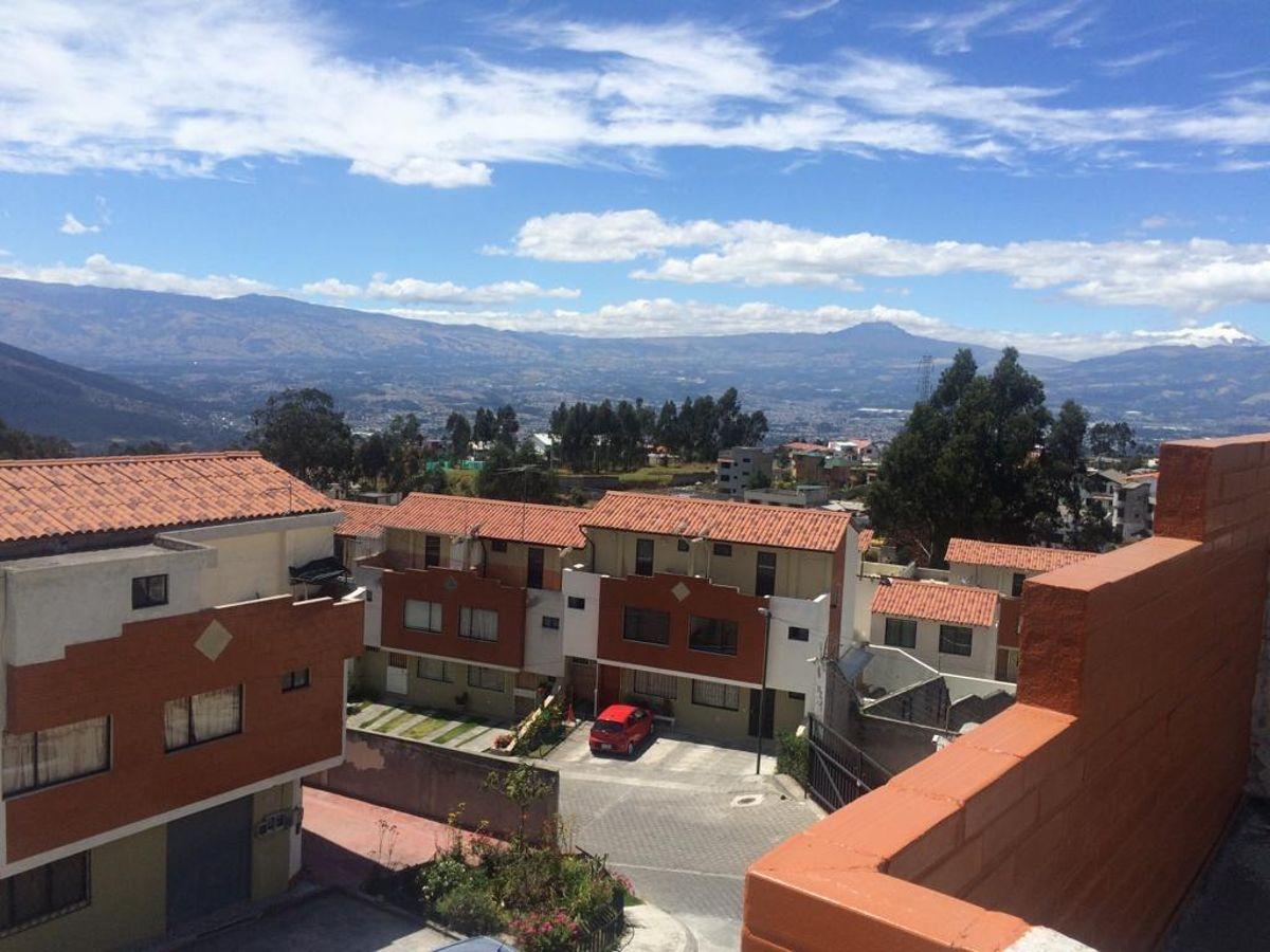 Hermosa Casa de Venta Dentro de Conjunto Habitacional en El Valle de Los Chillos; Puente 1 — imagen 9