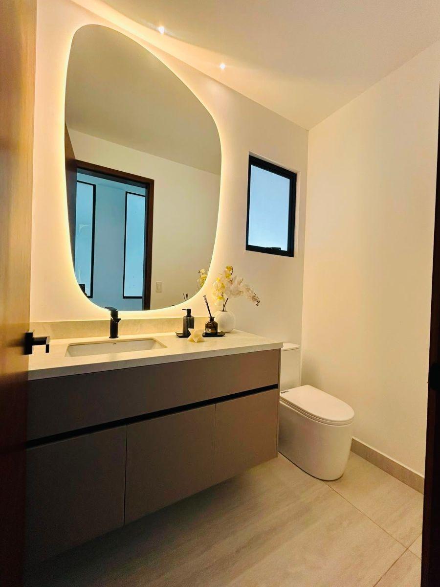 Casa No Adosada de 208 m² y 95 m² de Jardín de Venta en Cumbayá — imagen 8