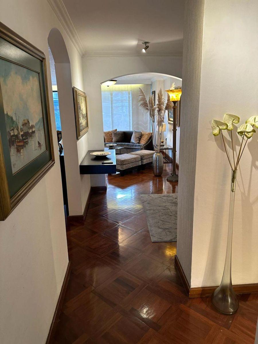 Departamento de Venta, González Suárez, 250 m², 3 Dorm. Cada Uno con Baño — imagen 8