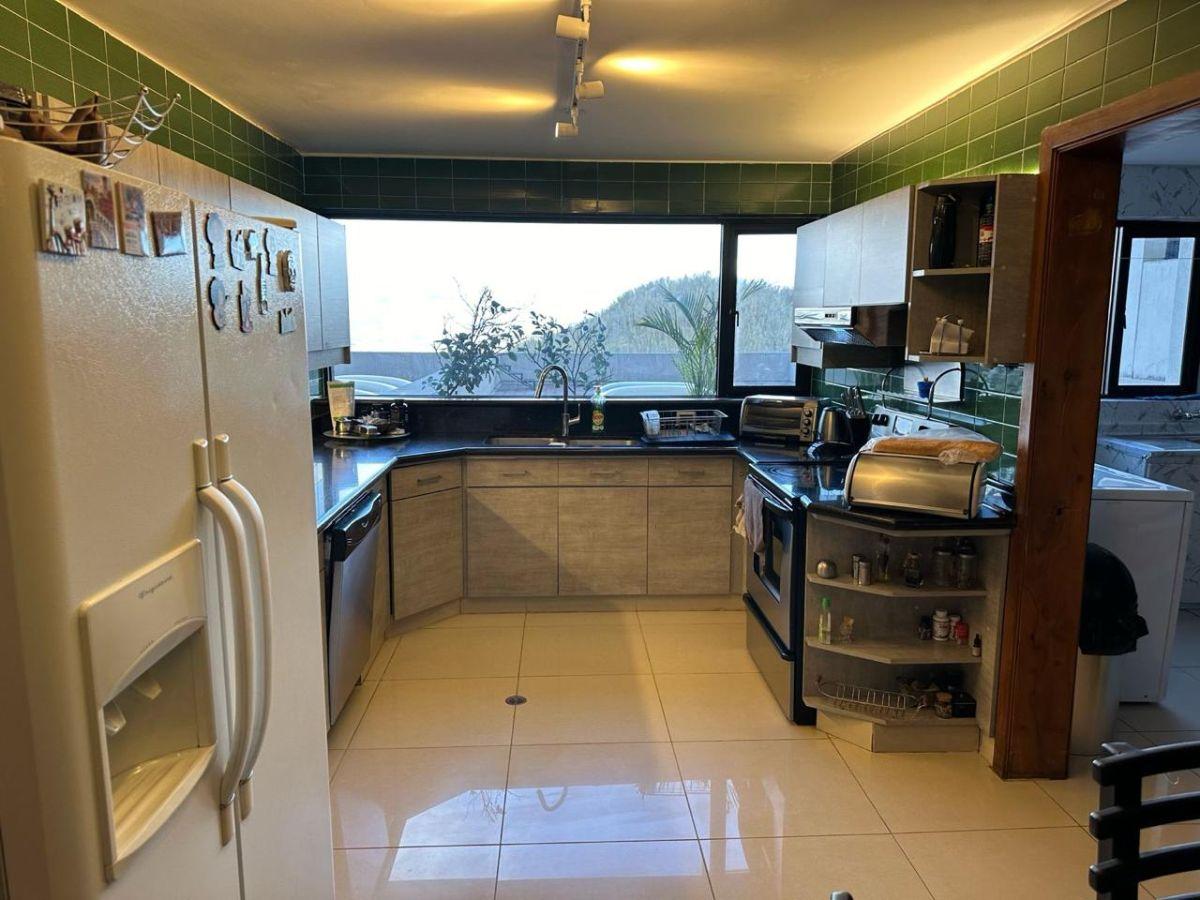 Departamento de Venta, González Suárez, 250 m², 3 Dorm. Cada Uno con Baño — imagen 3