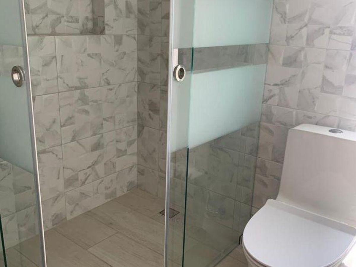 Vendo Hermosa Casa en El Mejor Sector de Tumbaco — imagen 7