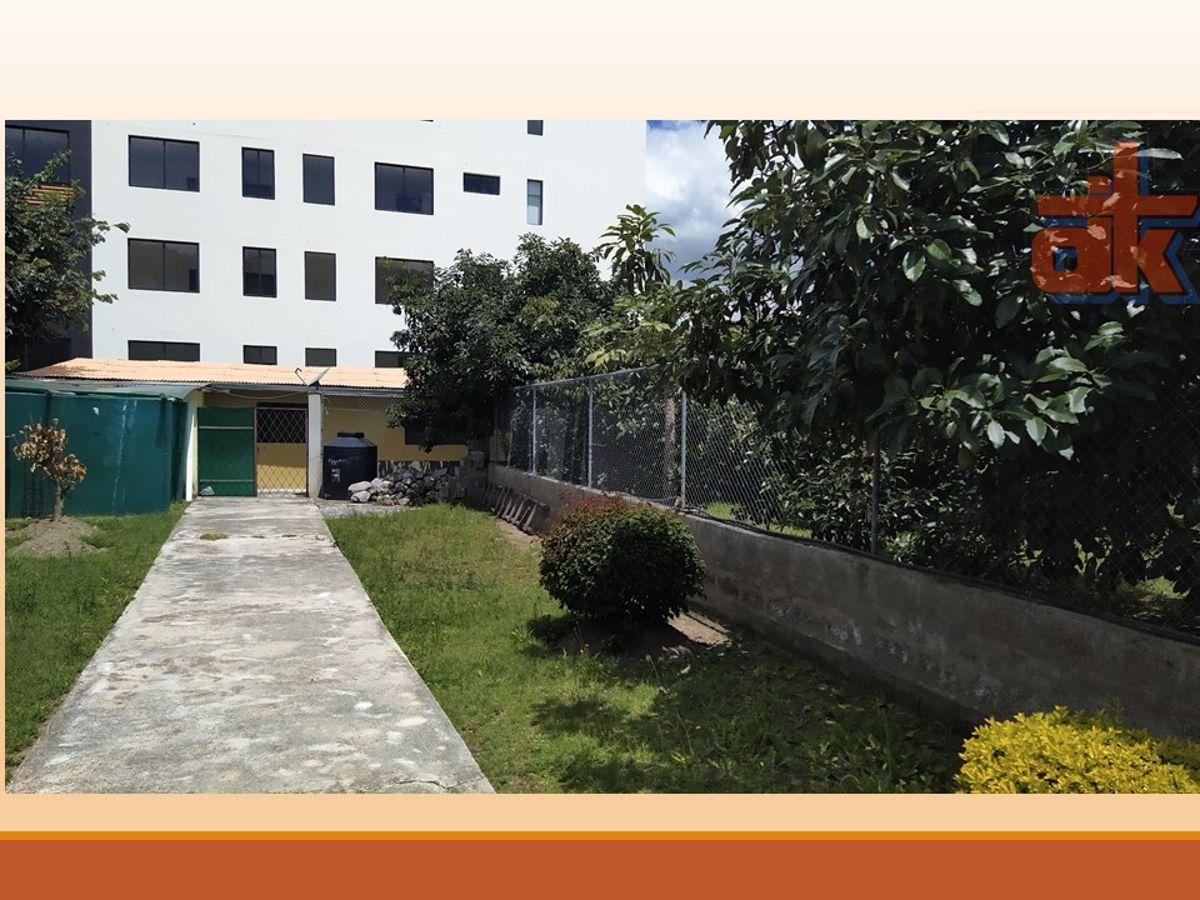 Propiedad de 3.900 m² con Múltiples Construcciones en Tumbaco — imagen 5