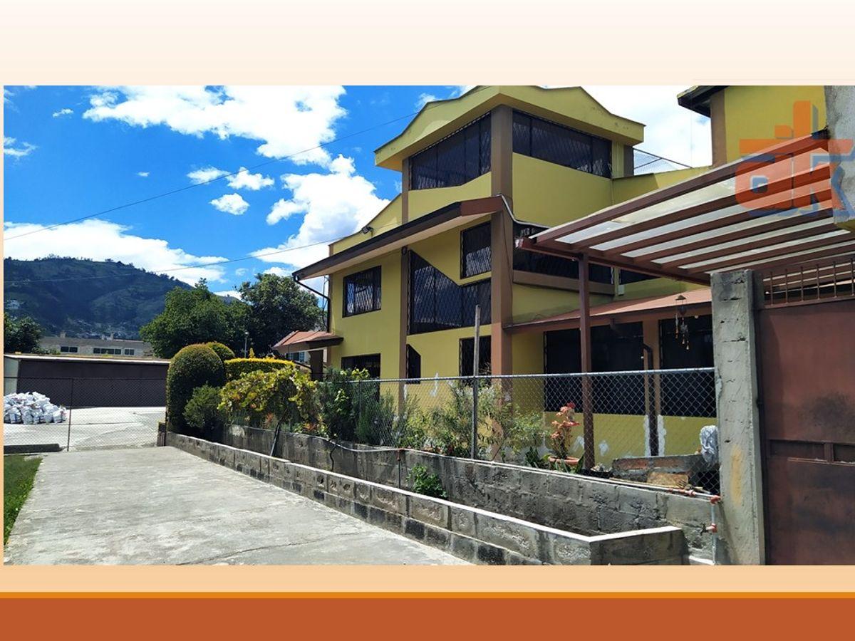 Propiedad de 3.900 m² con Múltiples Construcciones en Tumbaco — imagen 4