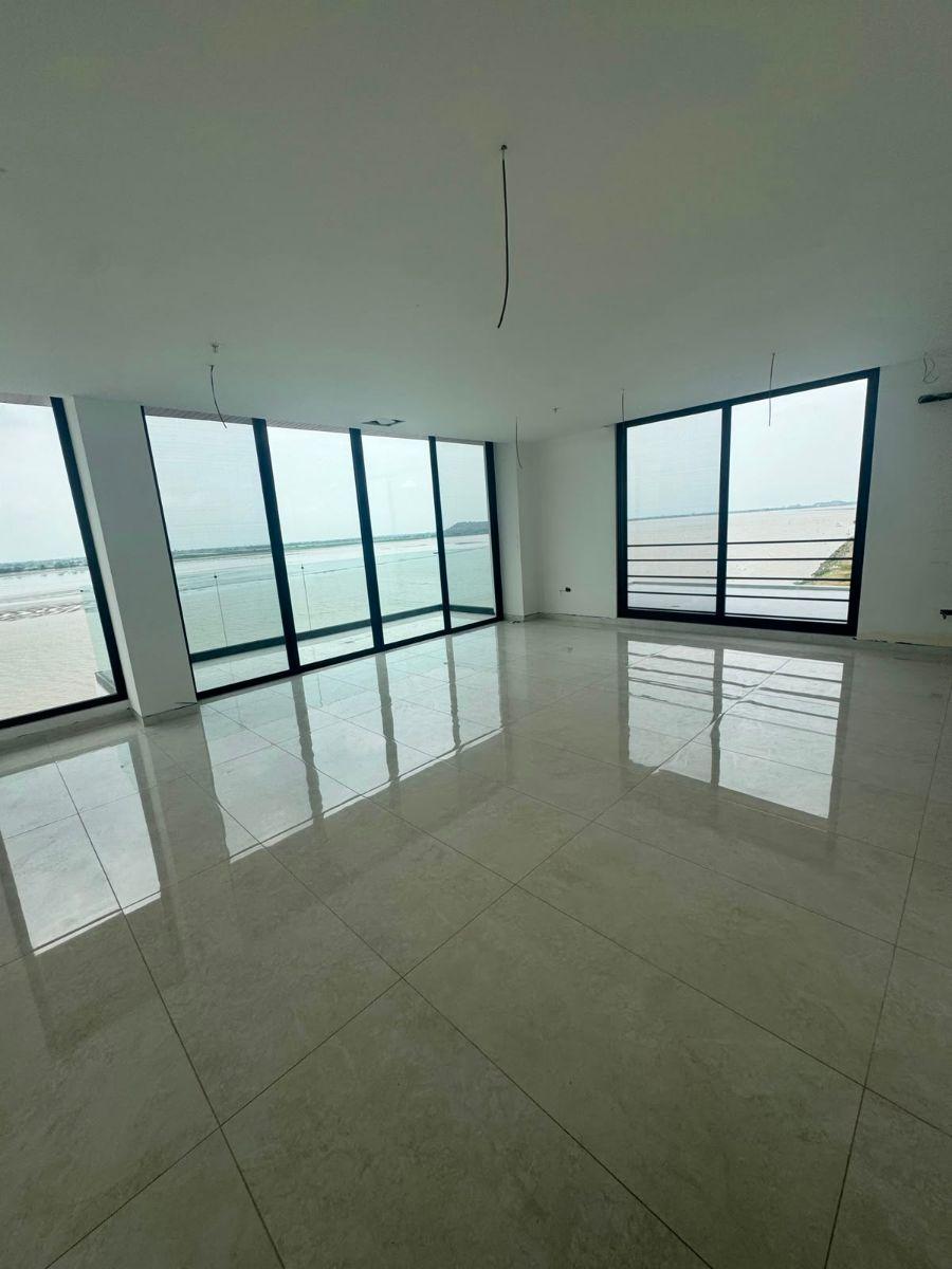 Departamento de 167 m² con 3 Dorm. en Venta en Mocoli Estrene, Guayas — imagen 3