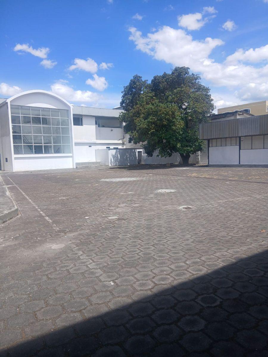 Local de 570 m² en Venta en El Triángulo - Los Chillos — imagen 8